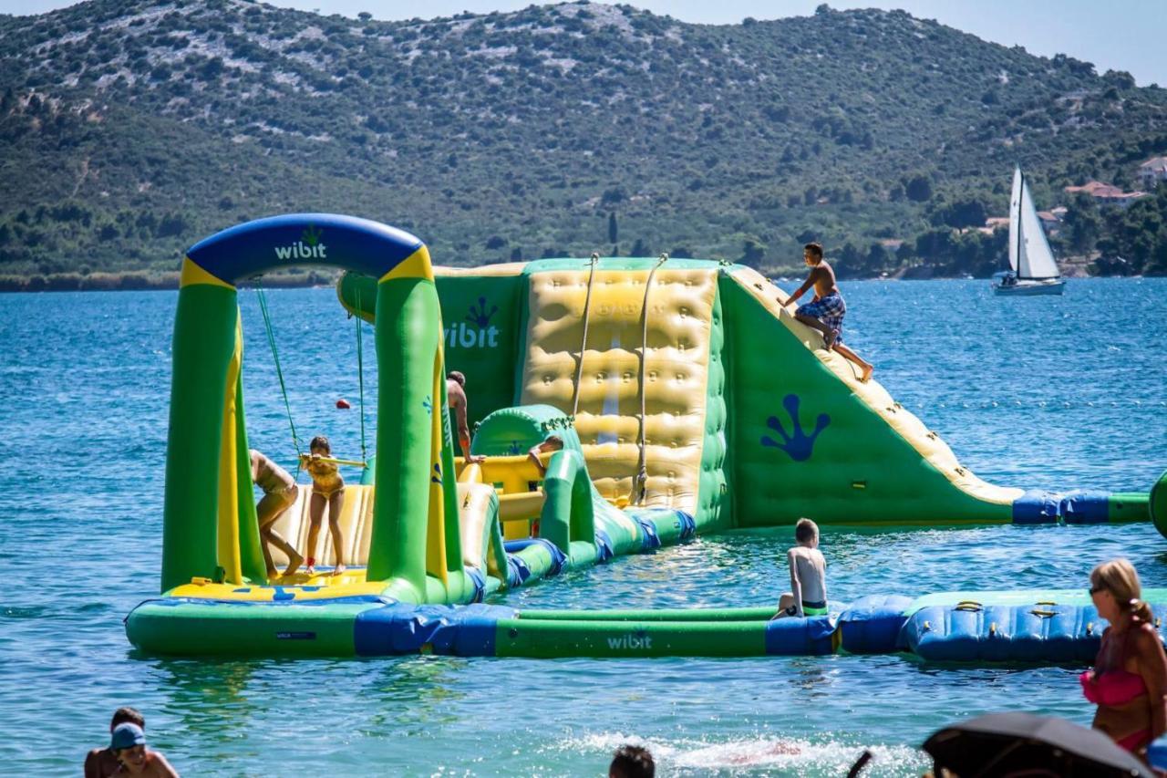 Biograd Mobile Home Oasis Біоград-на-Мору Екстер'єр фото