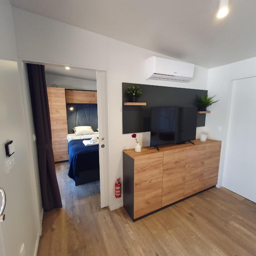 Biograd Mobile Home Oasis Біоград-на-Мору Екстер'єр фото